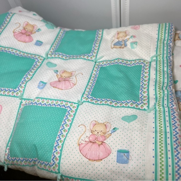 Vintage Baby Quilt Mice Hearts Green Pink 39X50 Nursery Decor Baby Blanket - Picture 2 of 8